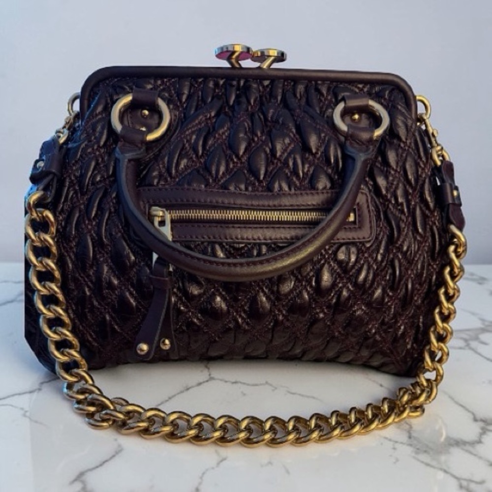 NEW! Marc Jacobs Large Stam Bag 
Elegant Quilted Leather Bag with Gold Chain